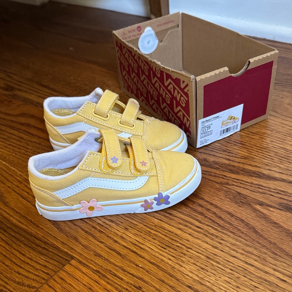 Vans toddler Yellow Floral Sneakers